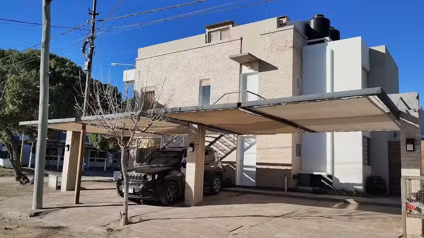 Bah&iacute;a Creek &ndash; Refugio de Mar