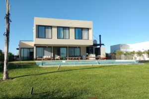 Barrio privado Santa Catalina puerta 3