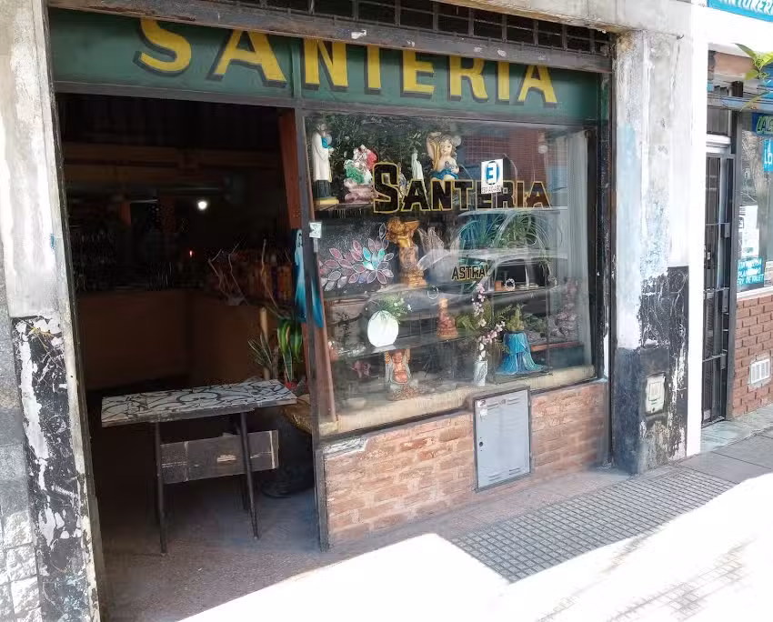 Santer&iacute;a Astral